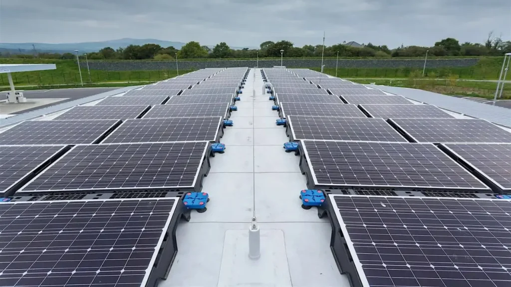 how-much-can-businesses-save-with-commercial-solar-panels